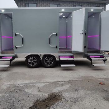3stall toilet 1 3stall toilet 1